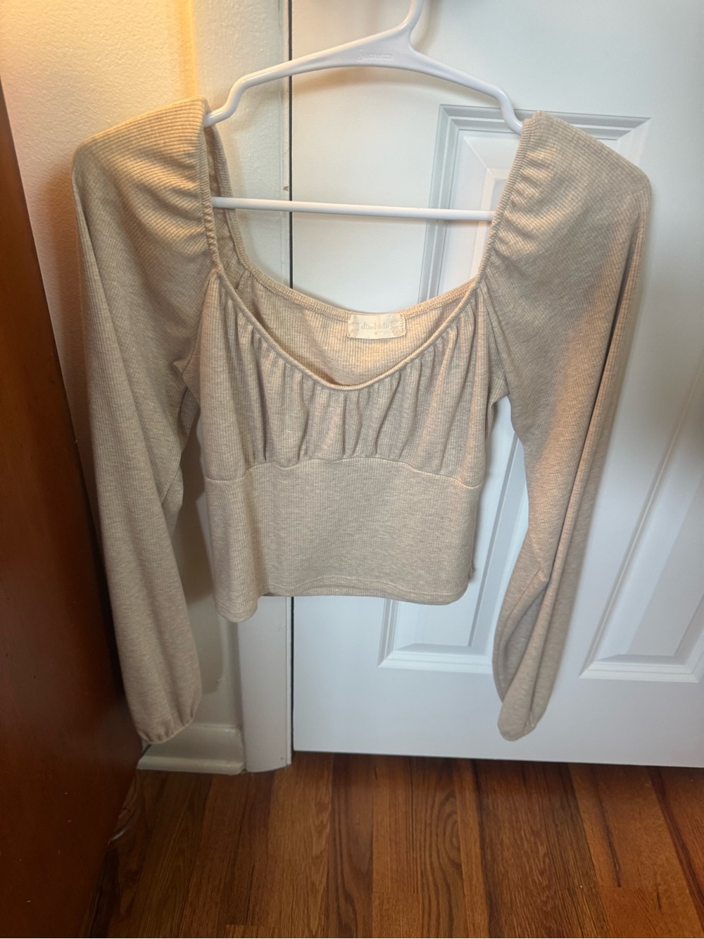 Women's Cream Long-Sleeve Crop Top